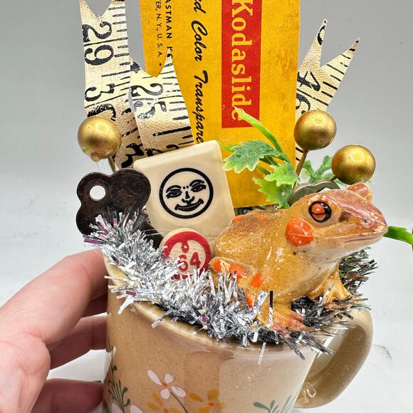 Photogenic Frog Vintage Assemblage Centerpiece Kodak - Retro - Picture 6 of 7